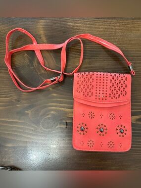 Women’s crossbody